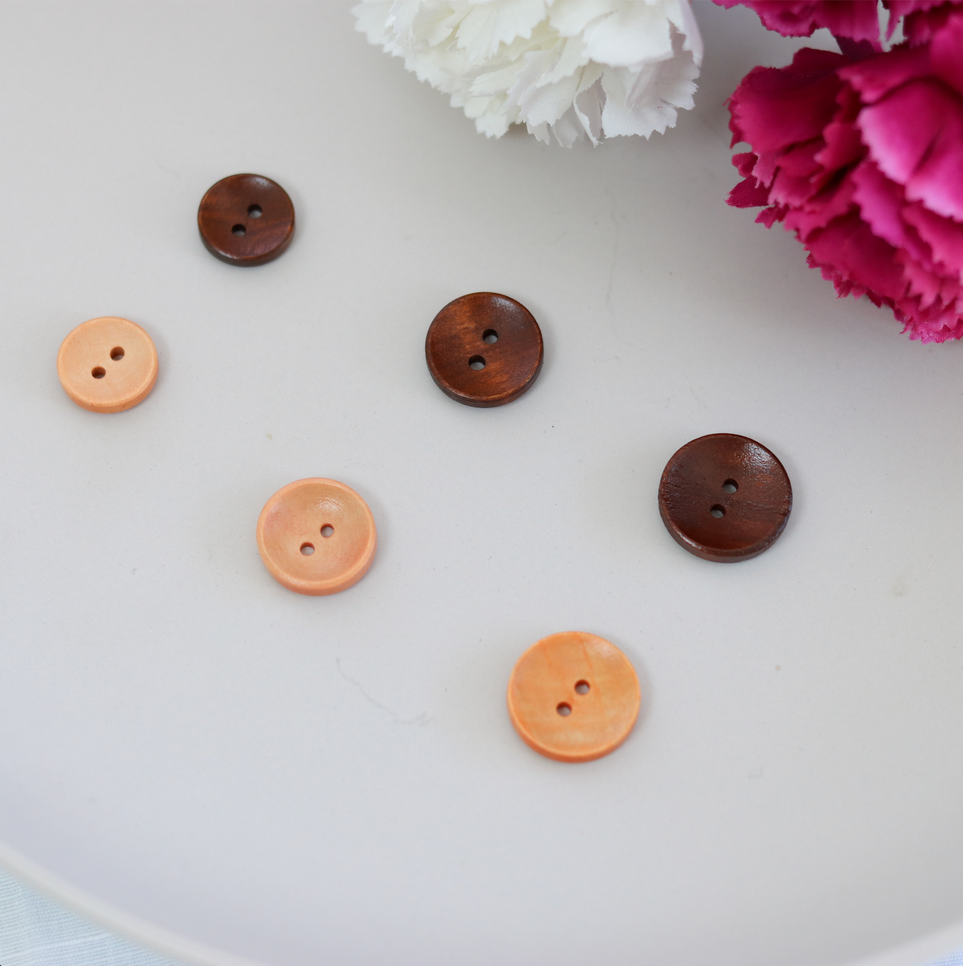 Wooden Buttons | Toffee